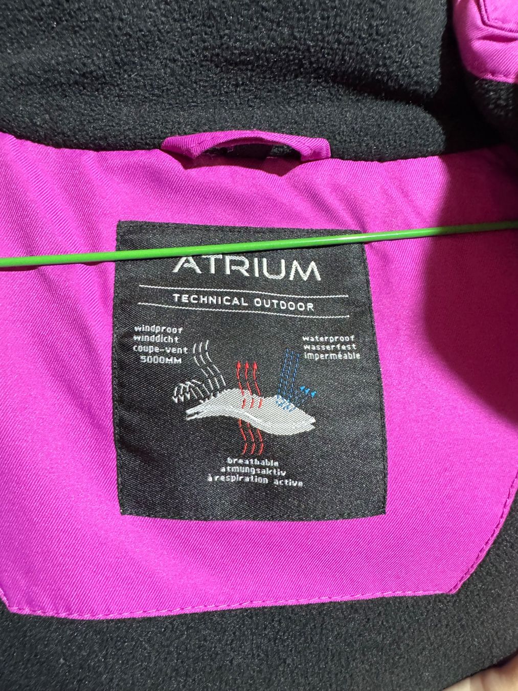 Jacken: Lila Outdoorjacke von Atrium – Gebraucht aus Grosswangen von second_hand_dress 2