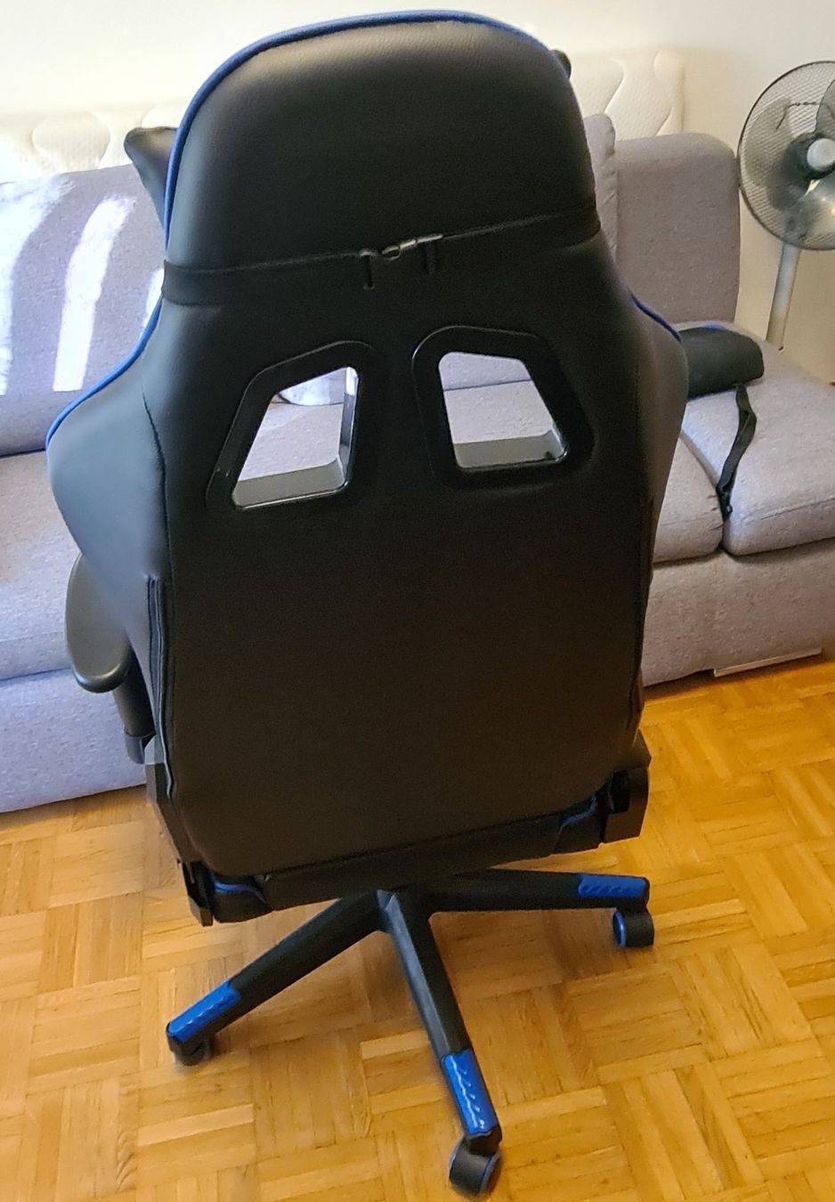 Conforama Sedie: Gamersessel, neu – Nuovo (secondo la descrizione) da Regensdorf venduto da Conny37 1