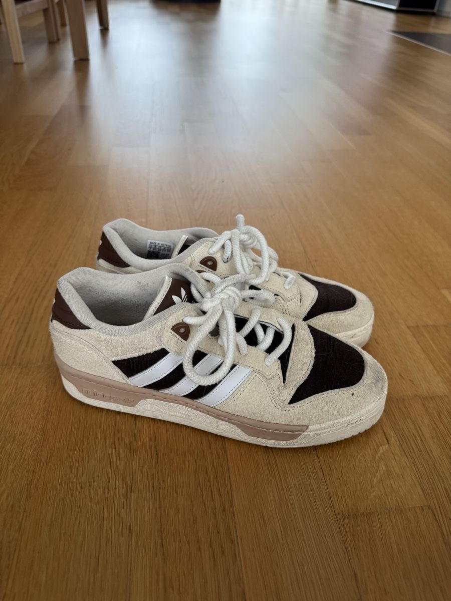 Adidas Scarpe da uomo: Adidas Turnschuhe EU39 – Usato da Zürich venduto da jan_h6g7 1