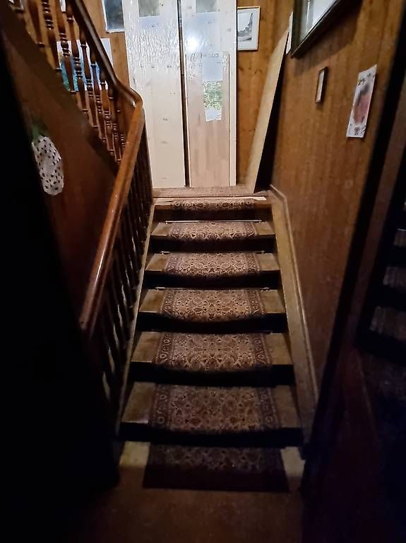 Scale: Alte Holztreppe – Usato da Ebnat-Kappel venduto da rkr_d7g2 2