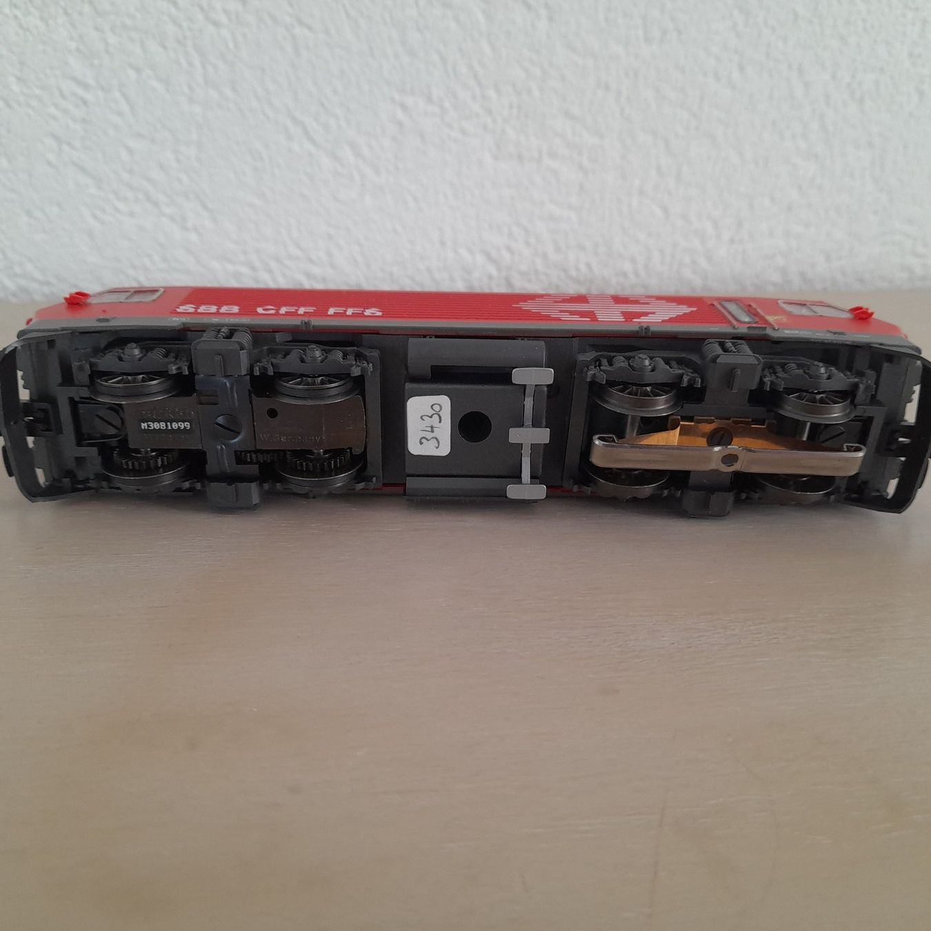 Märklin Modellini di ferrovie: Locomotive Re 4/4  IV Rail 2000 – Usato da Auvernier venduto da gandalf08 4