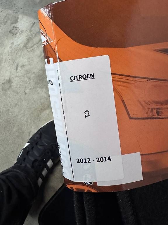 Tutti pezzi di ricambio auto: Fußmatten passend für CITROËN C1 – Usato da Lostorf venduto da Supra_1990 3