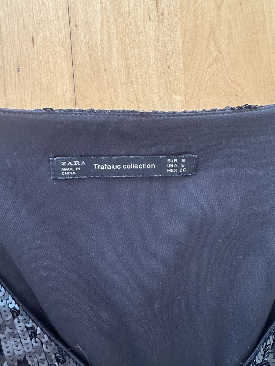 Mango Top: Pailetten top von mango – Usato da Zürich venduto da Gina375 1