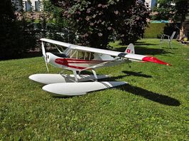 RC Flieger Piper PA18 mit 200cm Spannweite inkl. Schwimmer