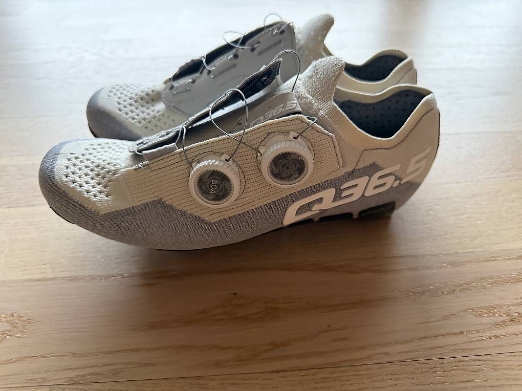 Scarpe da donna: Fahrrad Schuhe Q36,5 Grösse 38 – Usato da Bühler venduto da dal_zvt5 1