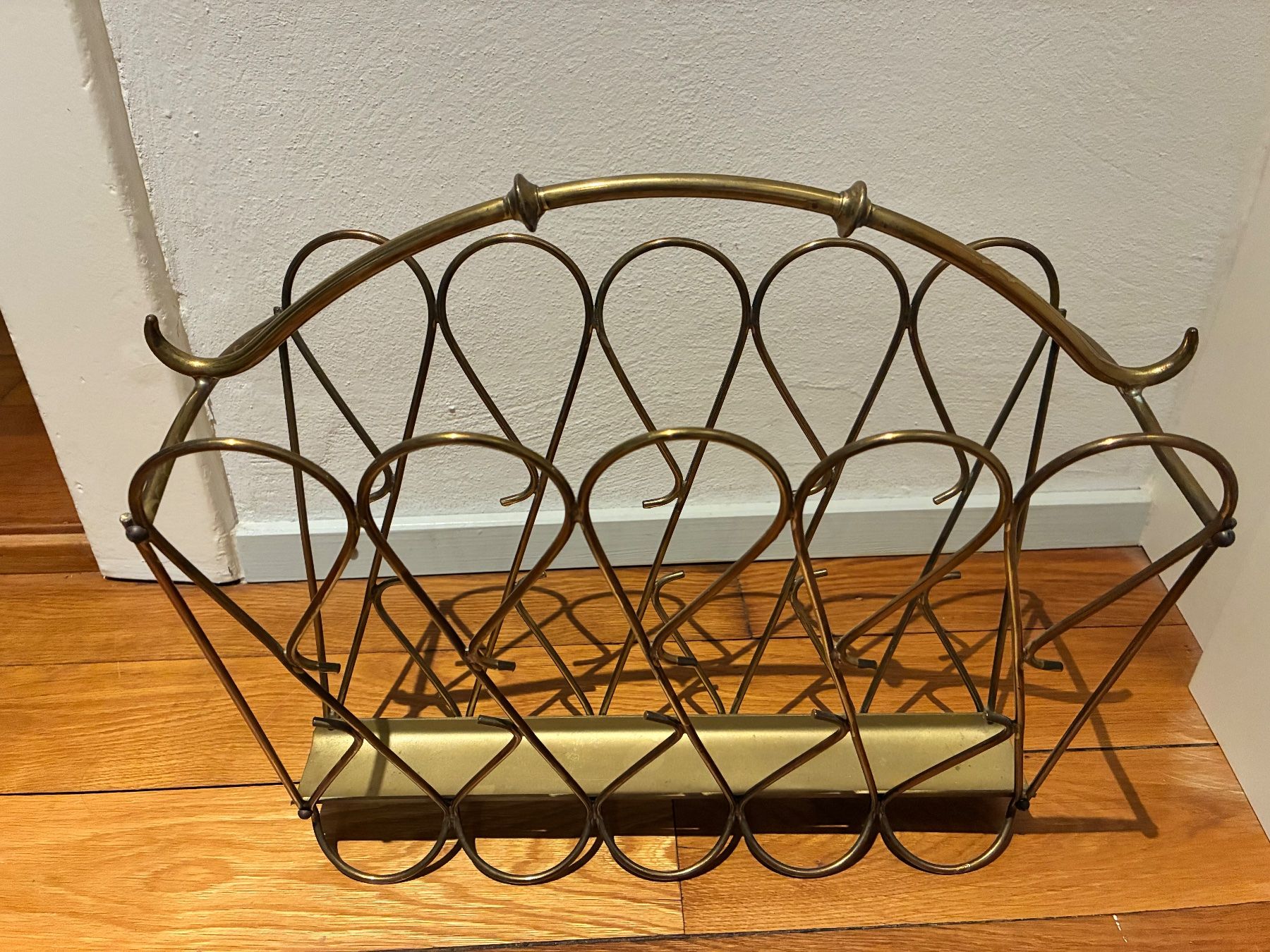 Altro per la casa: Messing Zeitungsständer, Vintage – Usato da Baden venduto da usewhatyouhave 1