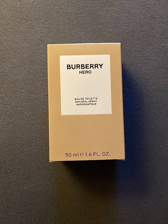 Burberry Profumi & Eau de Toilette: Parfum Burberry Hero – Nuovo (secondo la descrizione) da Lausanne venduto da emi_jkt9