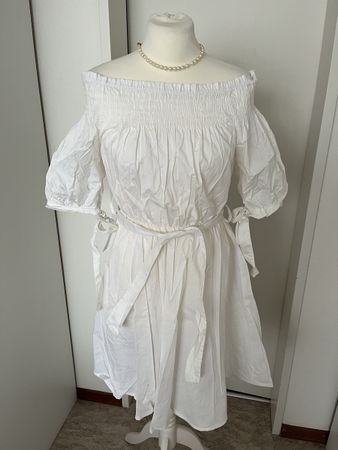 Weisses Sommerkleid Gr. 36/38 NEU mit Etikett Offshoulder