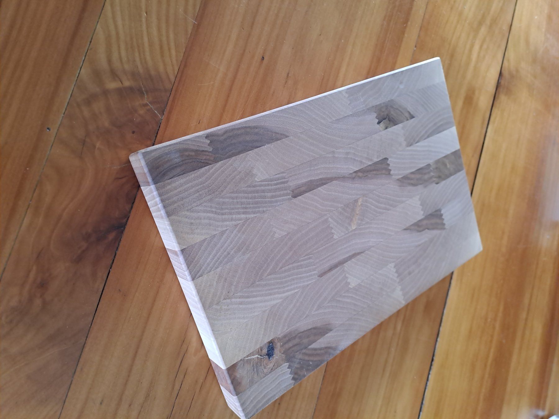 Articoli in legno: Schneidebrettli Nussbaum – Nuovo (secondo la descrizione) da Steinerberg venduto da mat_h2m5 2