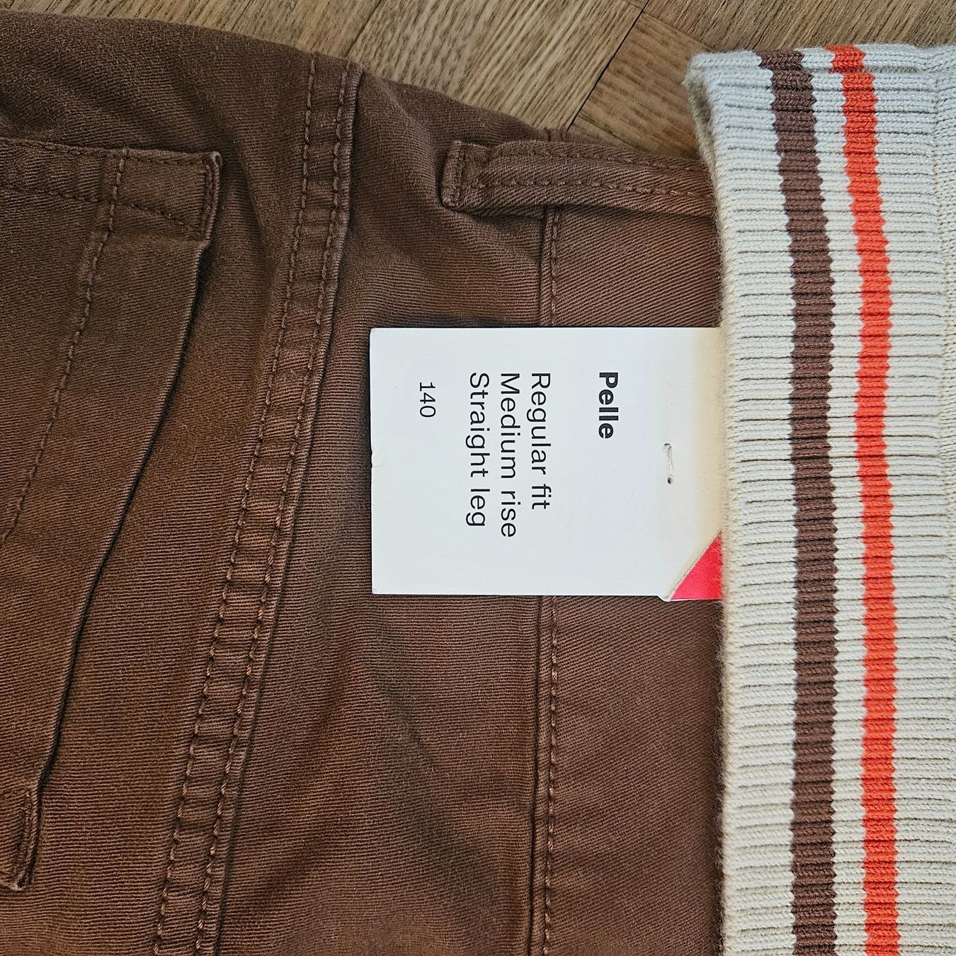 S.Oliver Lotti di vestiti: Neu Set Cargohose und Pullover S. Oliver Gr. 140 – Nuovo (secondo la descrizione) da Berikon venduto da LaGizmo5 4
