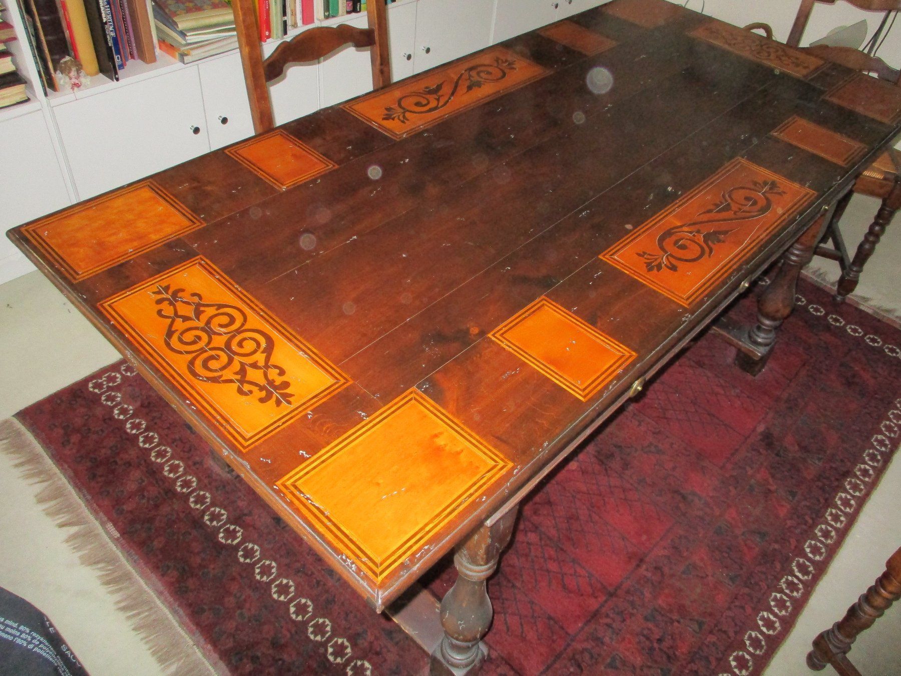 Tavoli: Hist. Holz-Tisch Intharsien Alpine Chic Rustico Landliebe – Usato da Windisch venduto da Autogrammo 2