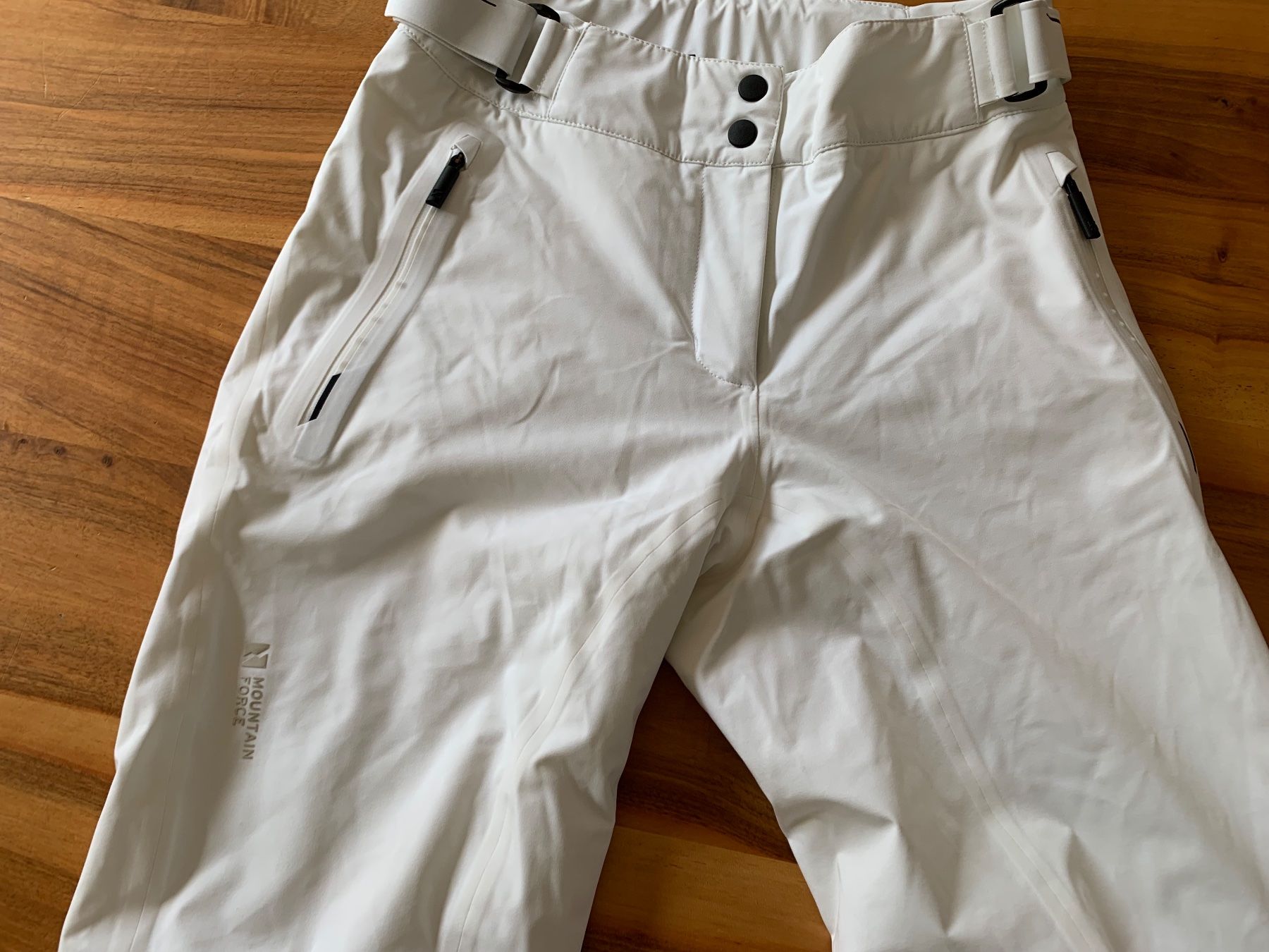 Mountain Hardwear Pantaloni: Mountain Force Skihose weiss Gr. 36 – Usato da Meiringen venduto da snahhanssnah 1