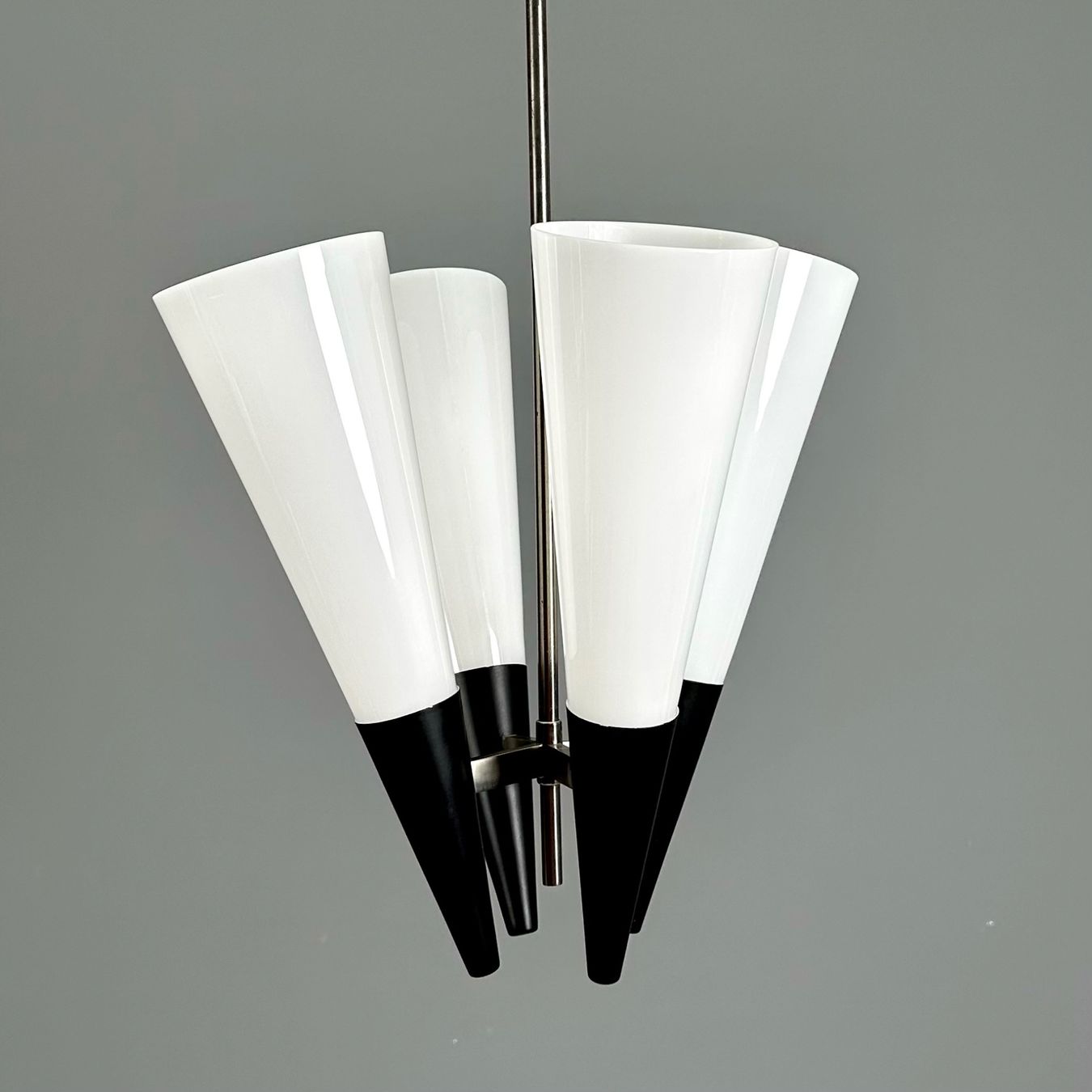 Lampadari & plafoniere: Midcentury Hängelampe – Usato da Uetikon am See venduto da StudioVintage 3