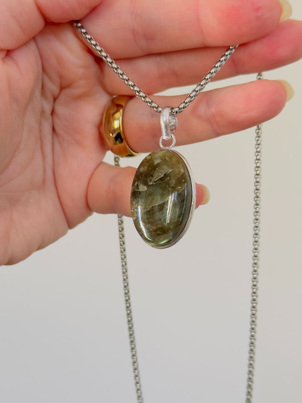 Catenine: Fashionable labradorite necklace – Nuovo e nell'imballaggio originale da Genève venduto da AGBERG 3