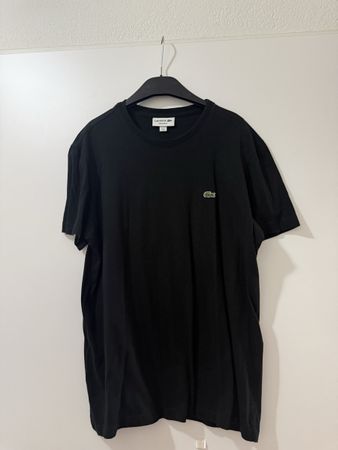 Lacoste T-Shirt Schwarz Gr M - Perfekt für den Sommer ☀️