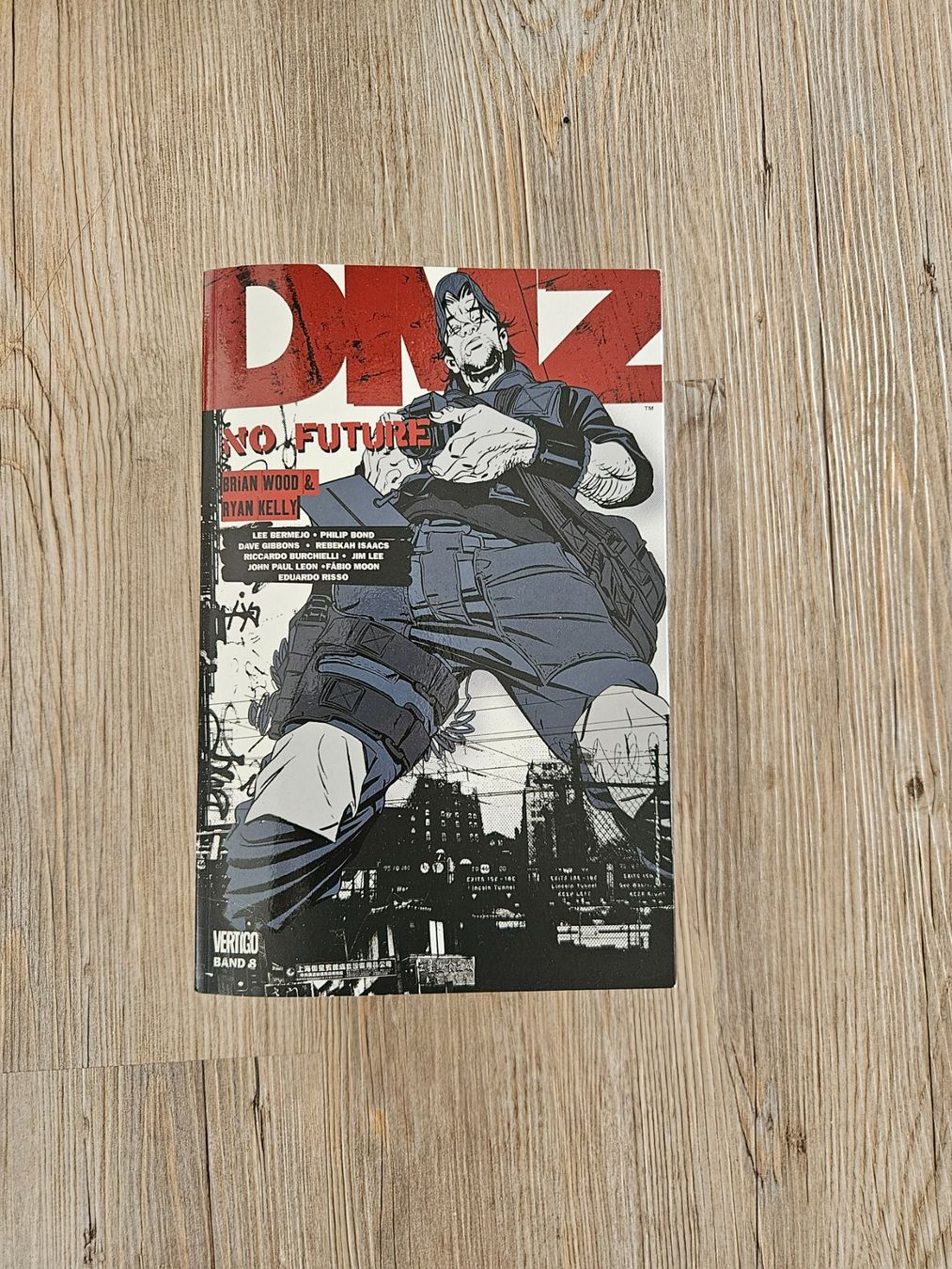 Fumetti: DMZ Band 1 - 5, 8 – Usato da Eggersriet venduto da Frater_777