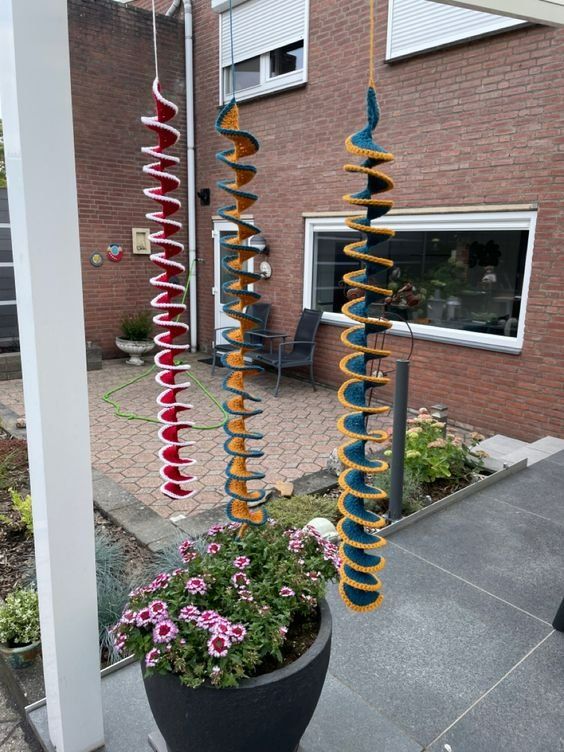 Altro in Decorazioni & Accessori: Windspiel Windspinner Swirles weiss-blau – Nuovo (secondo la descrizione) da Flüelen venduto da Alt-und-Neu 3
