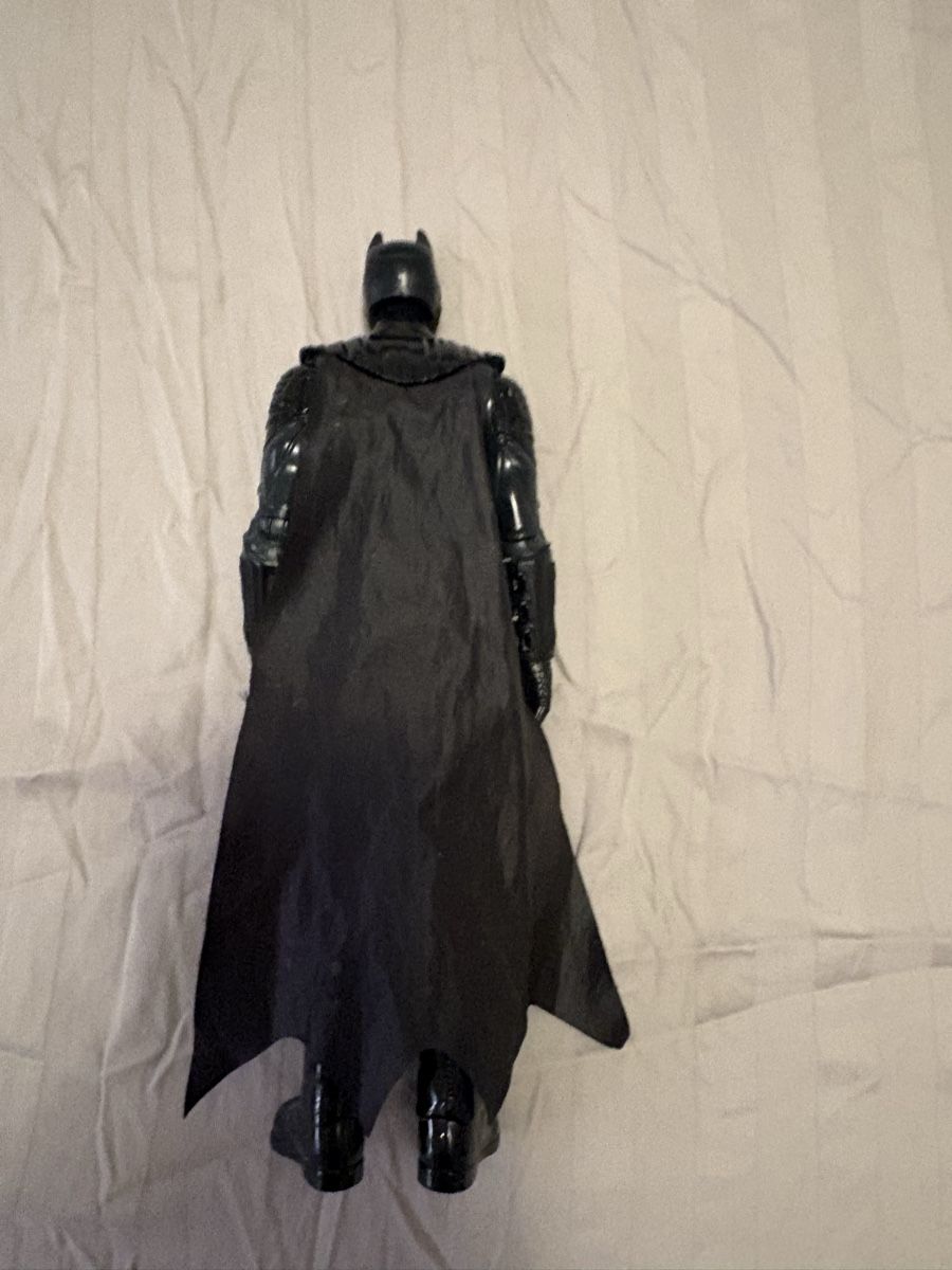 Marvel Jouets: Figurine Batman noire avec cape – D'occasion à Genève par cec_6qrf 1