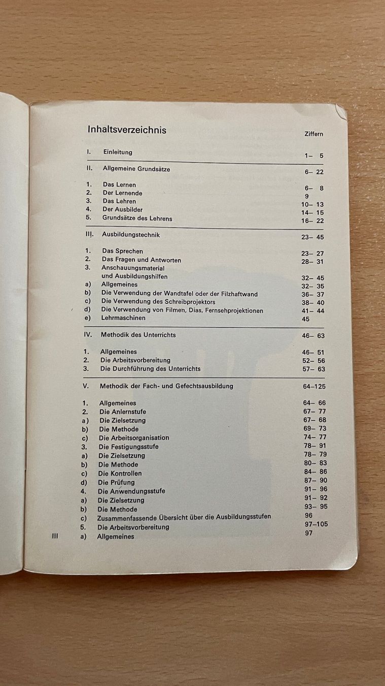 Libri: Schweizer Armee Ausbildungsmethodik 1969 51.18 d – Usato da Glattfelden venduto da cybermaxx 2