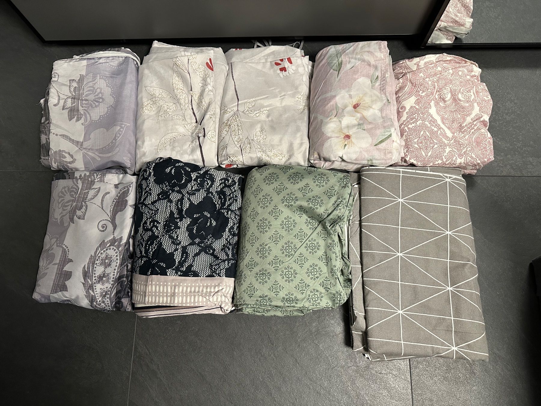 Biancheria da letto: 9 schöne Bettwäschen 160/200 – Usato da Thal venduto da Greentea1