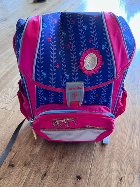 Sacs & sacs à dos: Step by Step Schulrucksack mit Pferdemotiv – D'occasion à Thierachern par nicolepulfer