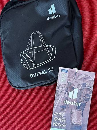 Deuter Duffel Tasche 35 Liter wie neu schwarz 