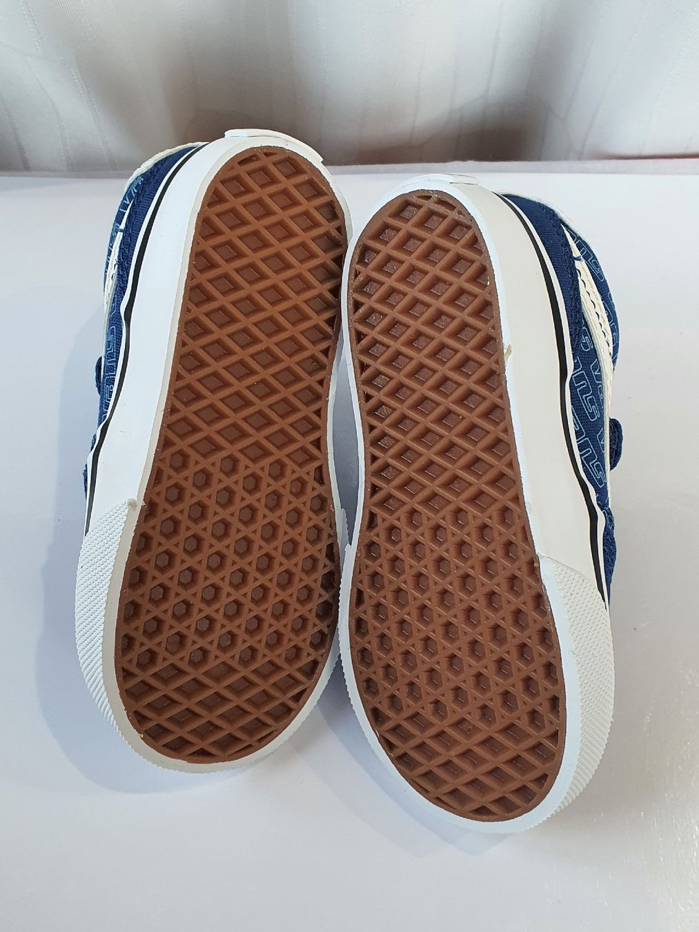Vans Scarpe per ragazzi: Gr. 22 - VANS Kinderschuhe, Neu – Nuovo e nell'imballaggio originale da Nürensdorf venduto da kin_2jn6 4