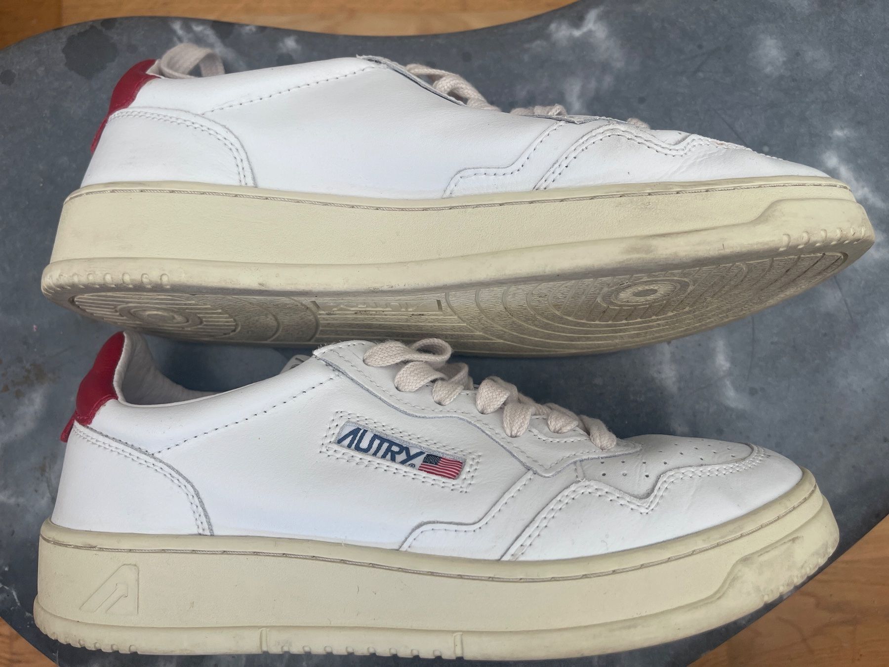 Herrenschuhe: Sneaker Autry Medalist 41 – Gebraucht aus Dielsdorf von nicolicious 5