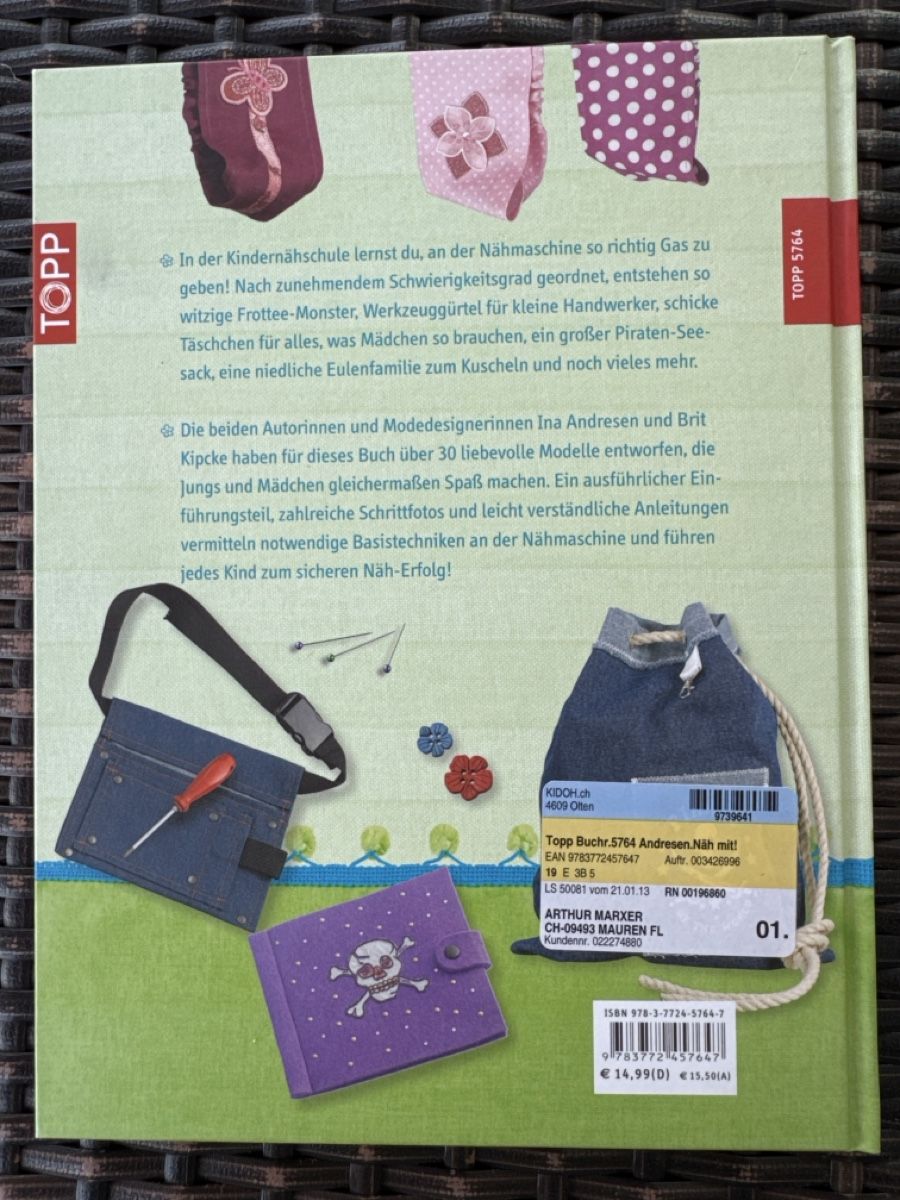 Libri: Buch Kindernähschule: Näh mit! – Nuovo (secondo la descrizione) da Mauren venduto da ducducturi 1