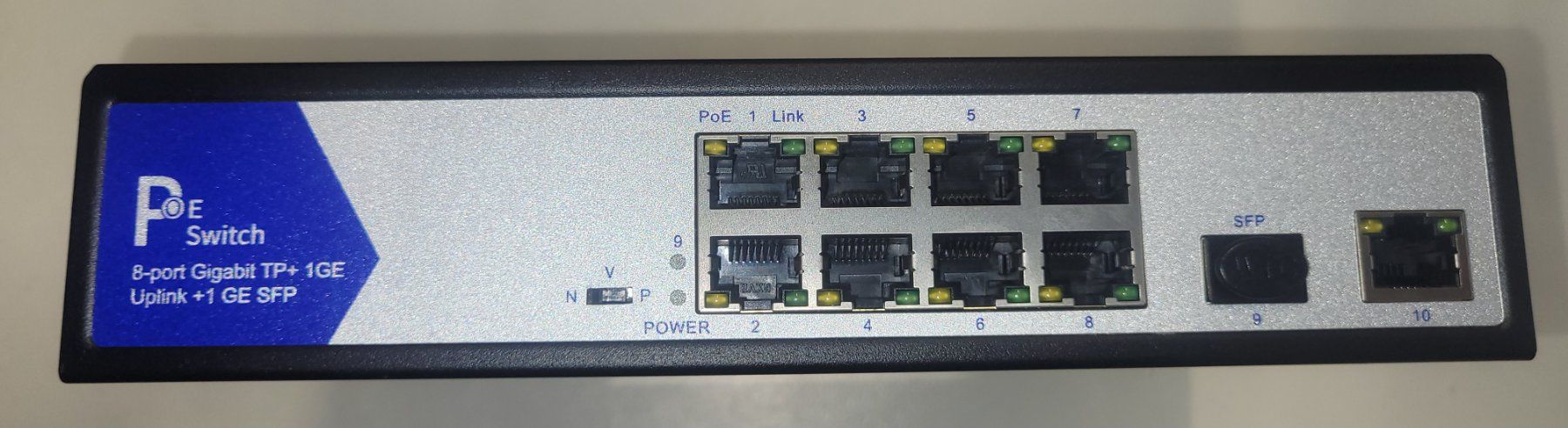 Hub & Switch: VALUE  PoE gigabit ethernet switch, 8+2 uplink ports – Nuovo e nell'imballaggio originale da Tägertschi venduto da 9__Saeru__9 1