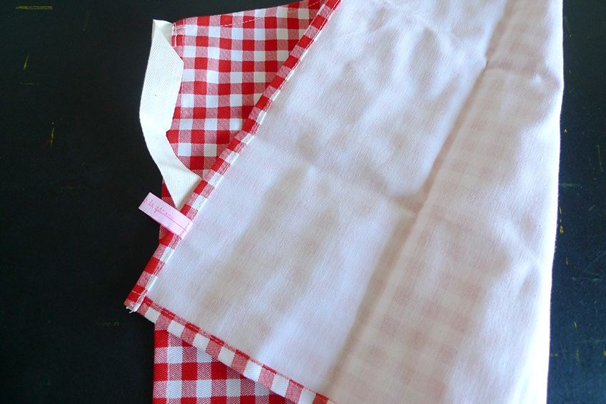 Altro per bambini: Kochschürze / Tablier / NEU – Nuovo e nell'imballaggio originale da Zürich venduto da Supetar
