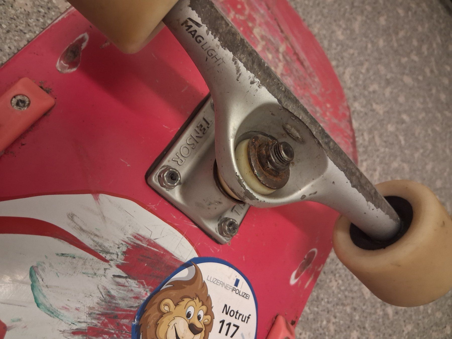Skateboards: Skateboard 8 – Gebraucht aus Luzern von phi_s57s 1