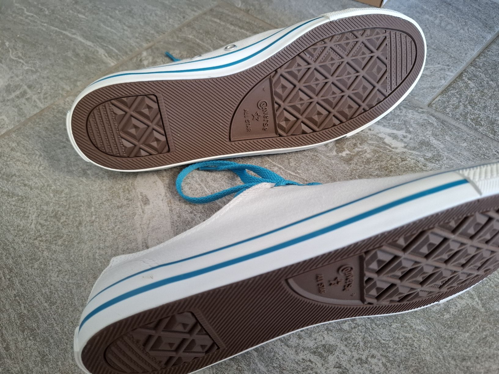 Converse Scarpe da donna: Converse, 39, low Chuck, neu – Nuovo e nell'imballaggio originale da Hurden venduto da Quadrille76 2