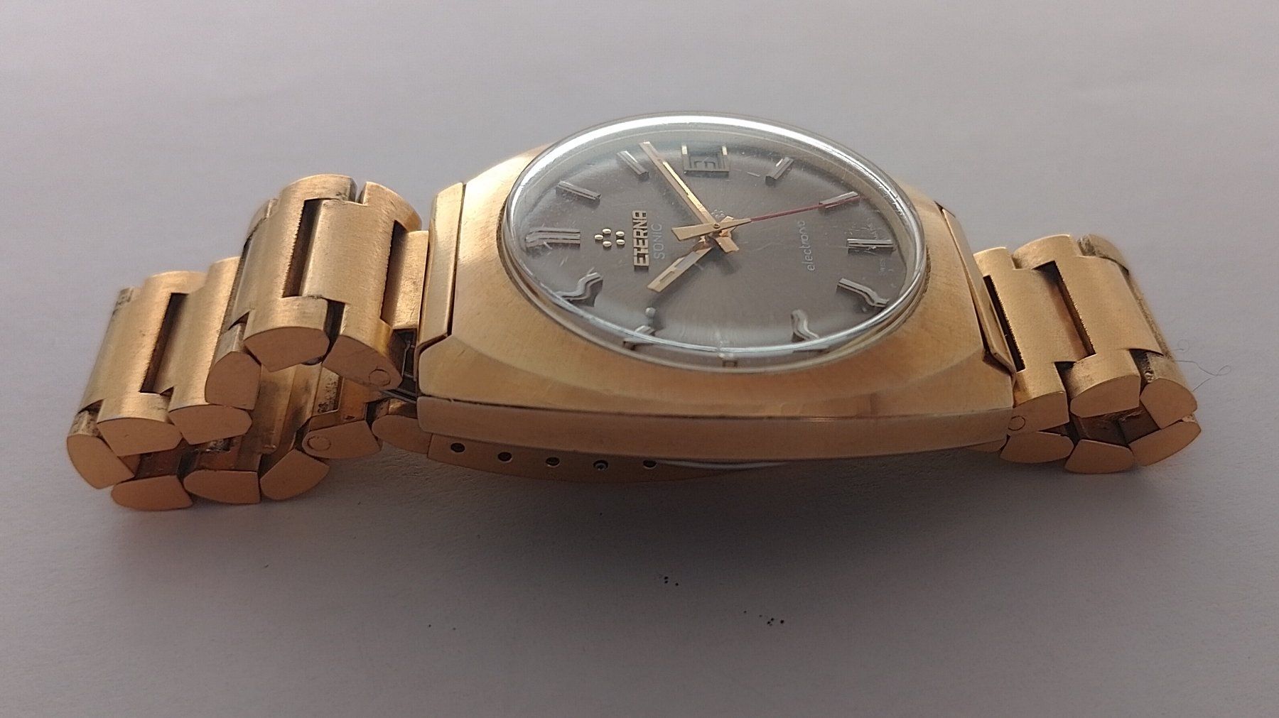 Eterna Orologi: Vintage ETERNA SONIC Electronic Stimmgabeluhr (Ref. 488 T) – Usato da Basel venduto da Givens_Watches 2