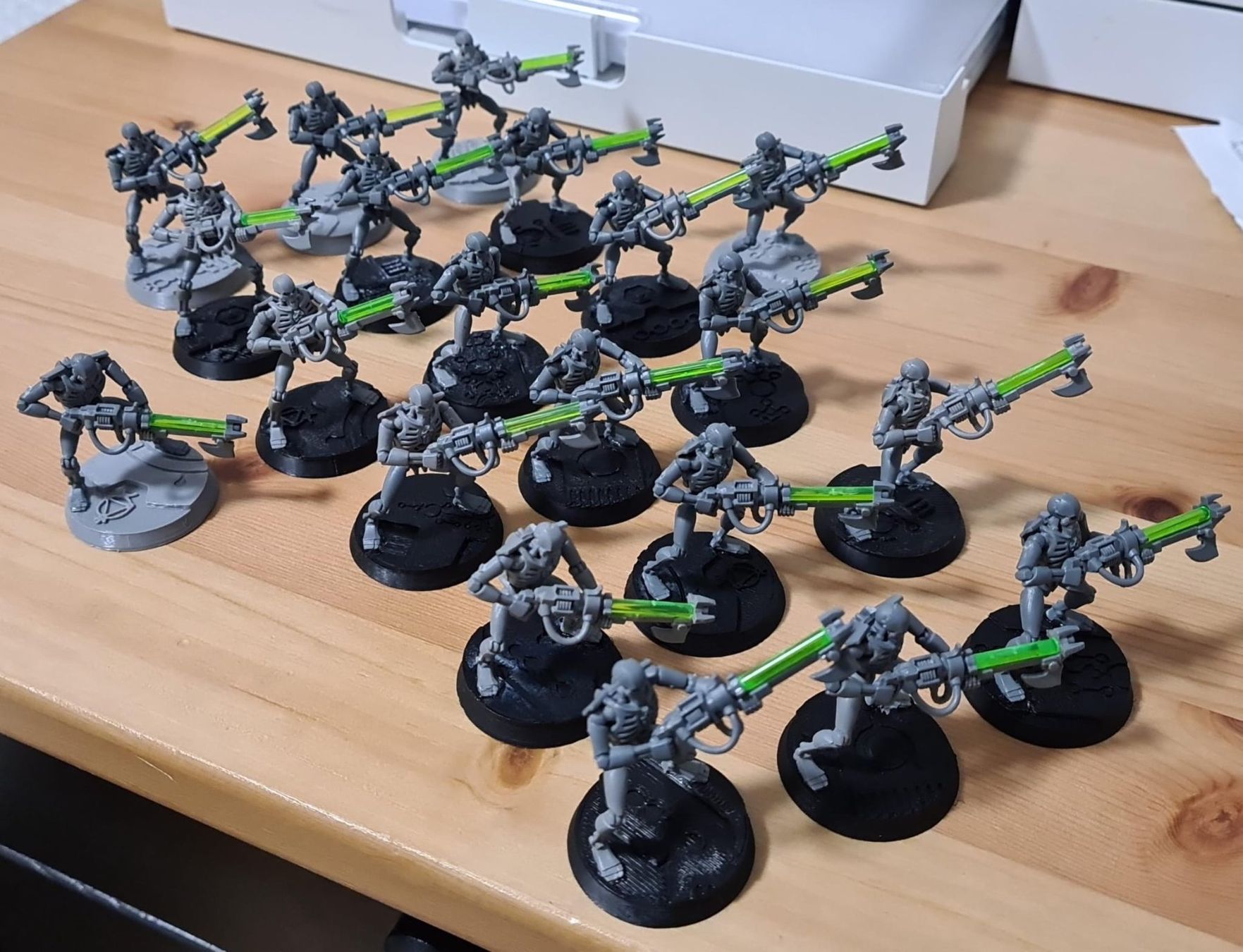 Modellbausätze & Standmodelle: Warhammer 40k Necron Monolith + 20x Necron Krieger – Neu (gemäss Beschreibung) aus Schönenwerd von Vespix 6
