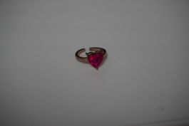Herz Ring Goldfarben mit rotem Stein Grösse verstellbar Neu