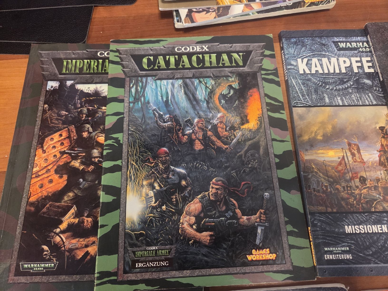 Jeux: Games Workshop Warhammer /40K diverse ältere Anleitungen – D'occasion à Mellingen par superwinter 1