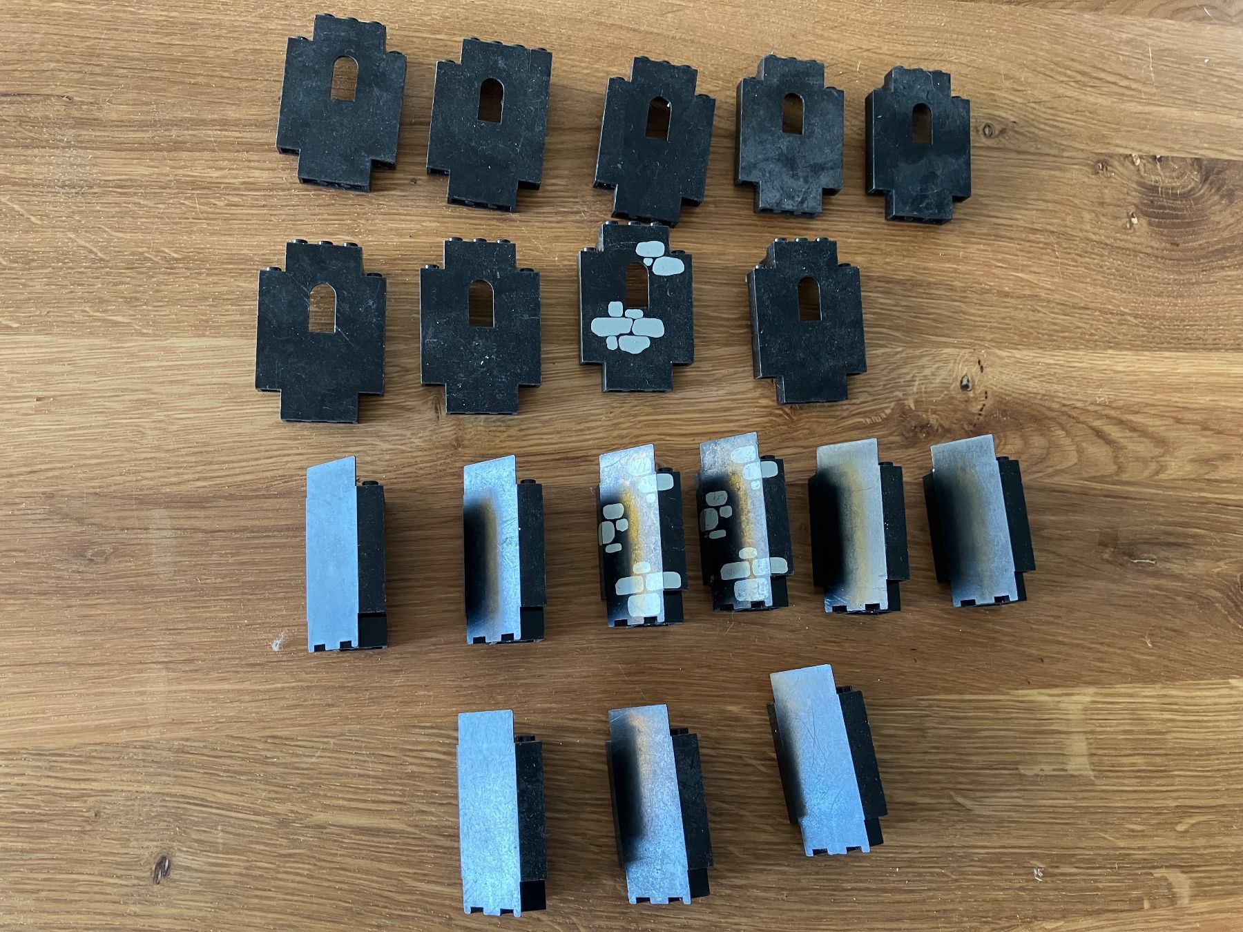 Lego Kit di costruzioni: Lego castle kingdom murs noirs – Usato da Châtel-St-Denis venduto da Lestresorsdugrenier
