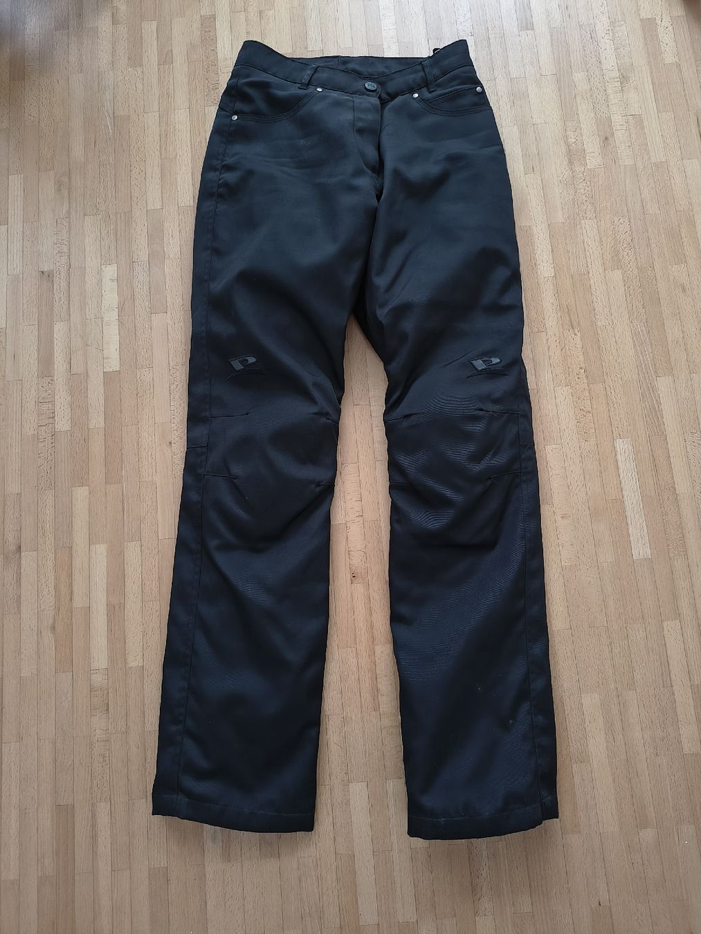 Pantaloni: Damen Textil-Motorradhose Gr.36 – Usato da Luzern venduto da Kuro