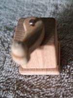 Herzige Kaffeemühle aus Holz fürs Puppenhaus