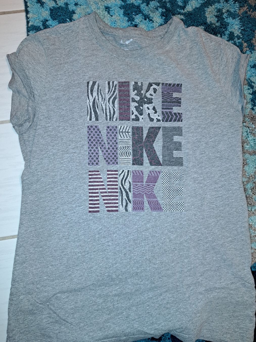 Nike T-shirt: T-Shirt Nike Kinder – Usato da Triesenberg venduto da Anastasia26