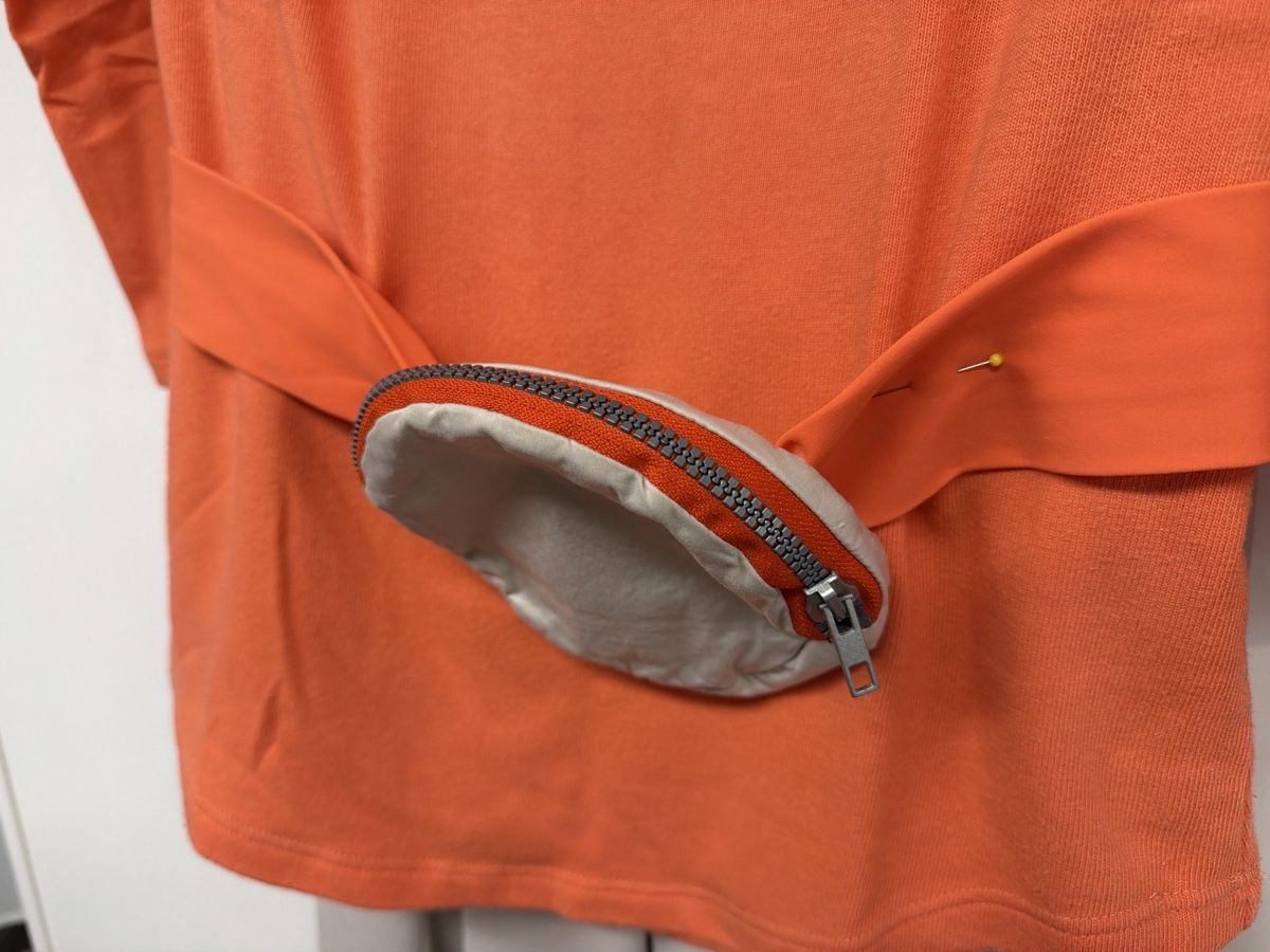 Ania Schierholt Blusen: Ania Schierholt Hemdbluse, Pullover & Rock - Top Zustand – Gebraucht aus Mörschwil von philmensa 1
