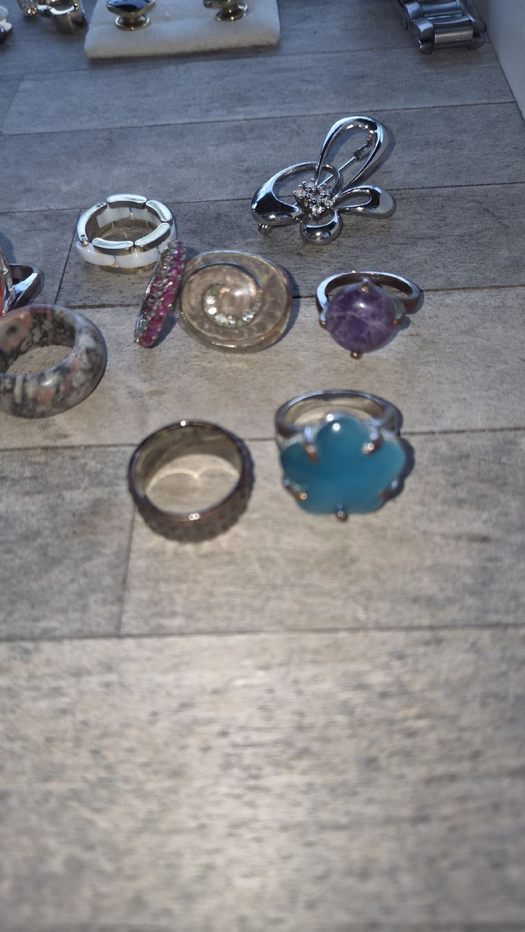 Autres bijoux: Schmuck Lot Ringe mit Steinen – D'occasion à Kölliken par Upcycling-by-Mc-TAM 4