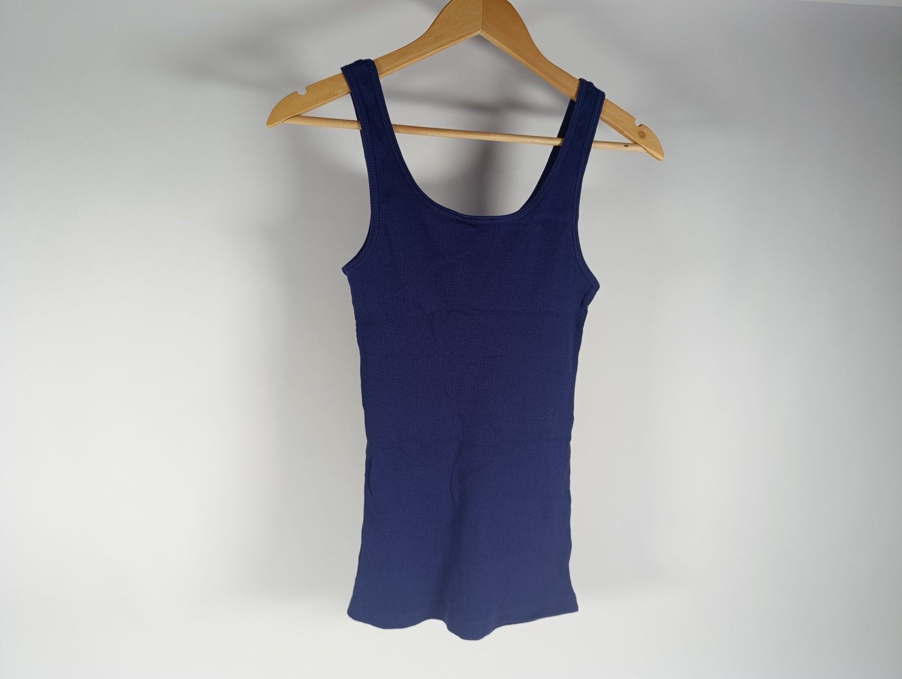 Top: TERRANOVA Débardeur indigo taille M – Usato da Thielle venduto da Plusvalue_Neuchatel 1