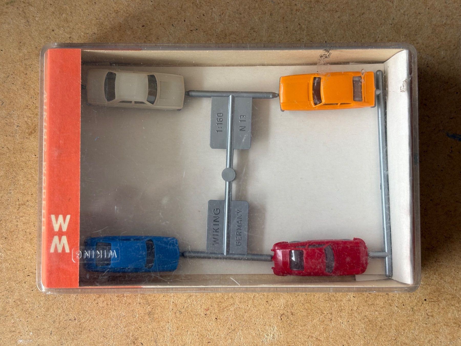 Modellini di ferrovie: Wiking 13 Modellautos Spur N – Nuovo e nell'imballaggio originale da Hauterive NE venduto da eriamch