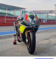 Rennstrecke RSV4 RF