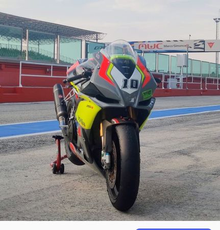 Rennstrecke RSV4 RF