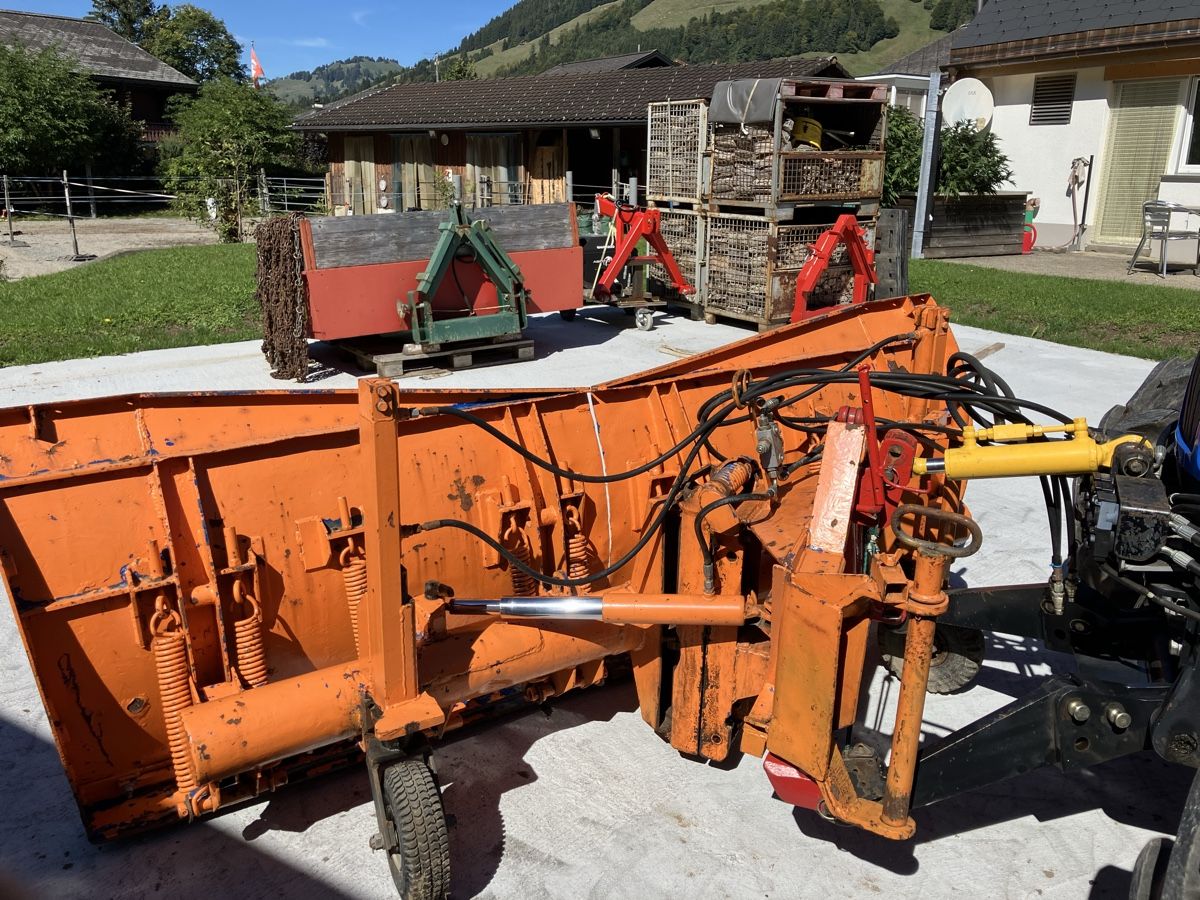 Sgombero neve: Schneepflug 2,85m an Traktor – Usato da Studen SZ venduto da RetoTh 1