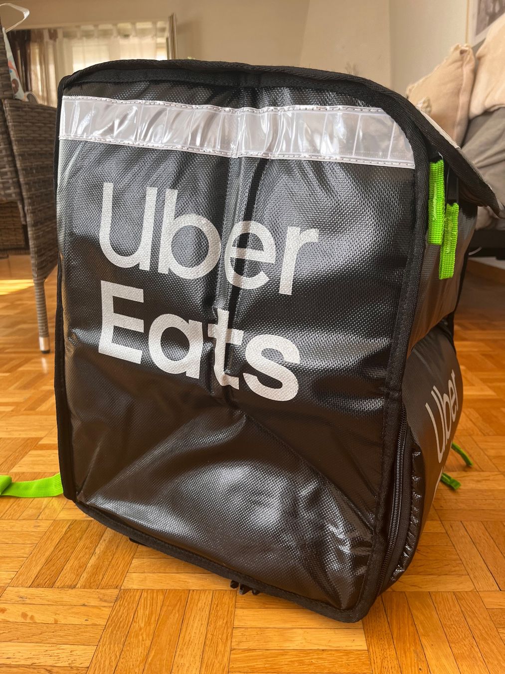 Zaini: Lieferrucksack Uber Eats schwarz neu Zustand – Nuovo e nell'imballaggio originale da Zollikerberg venduto da Krystof.lenk 1