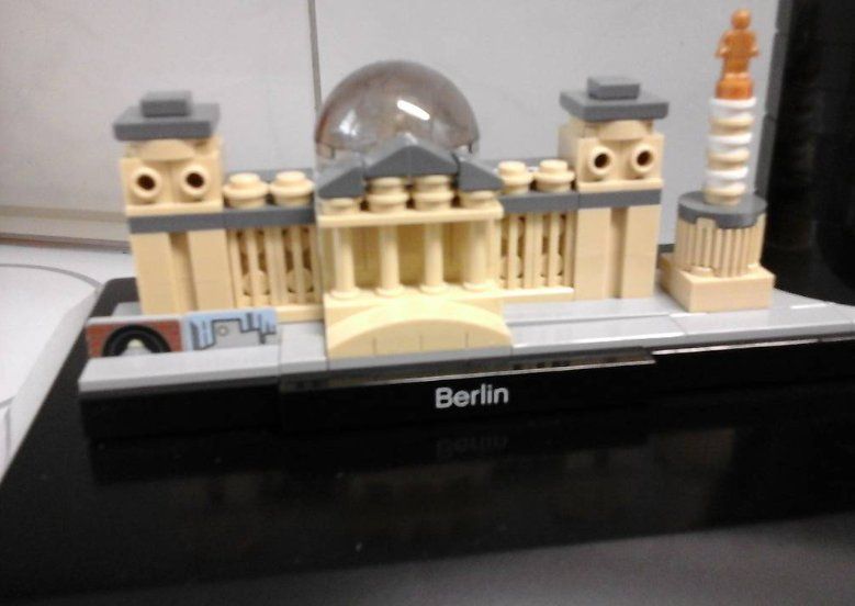 Lego Baukästen: Lego 21027 Architecture Berlin Display – Gebraucht aus Luzern von Venancio66 1